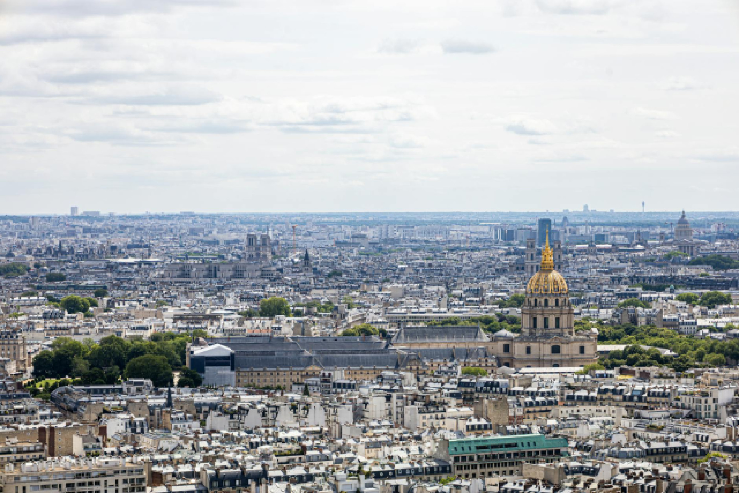 Découvrez les Monuments Incontournables de Paris : Un Voyage au Cœur de l'Histoire