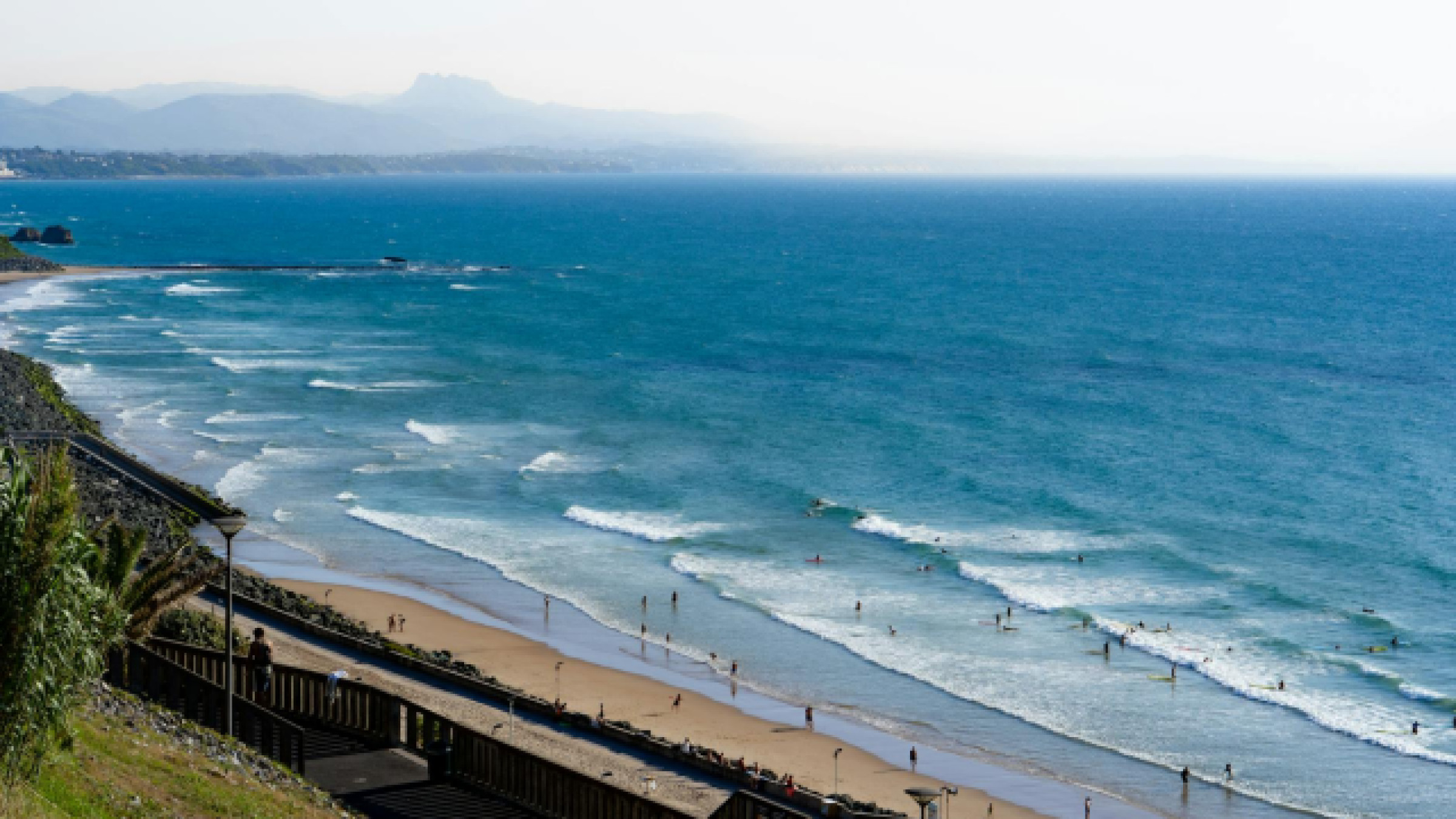 Les Meilleurs Spots de Surf à Biarritz