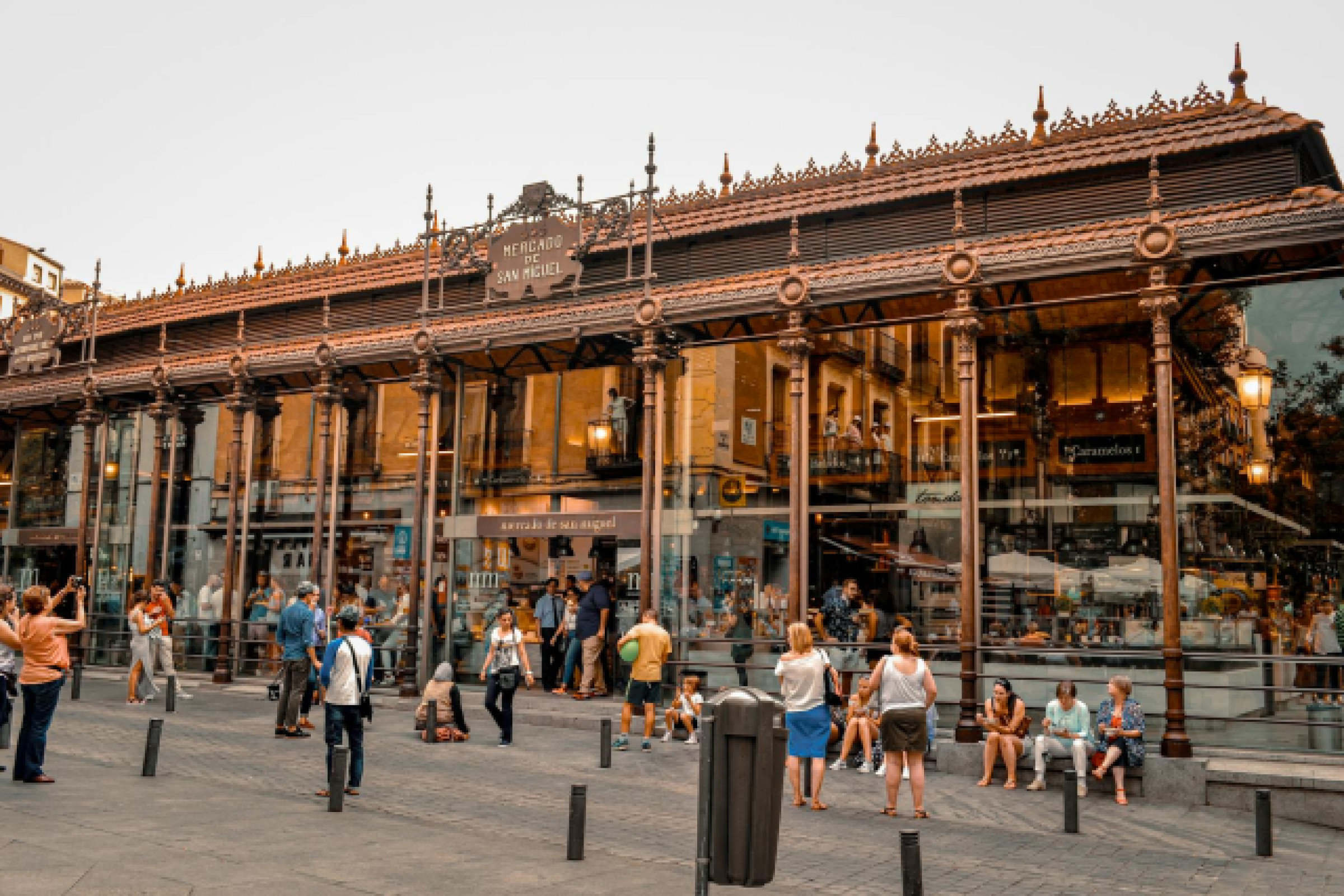 Découvrez Madrid : Marchés Cachés et Authentiques