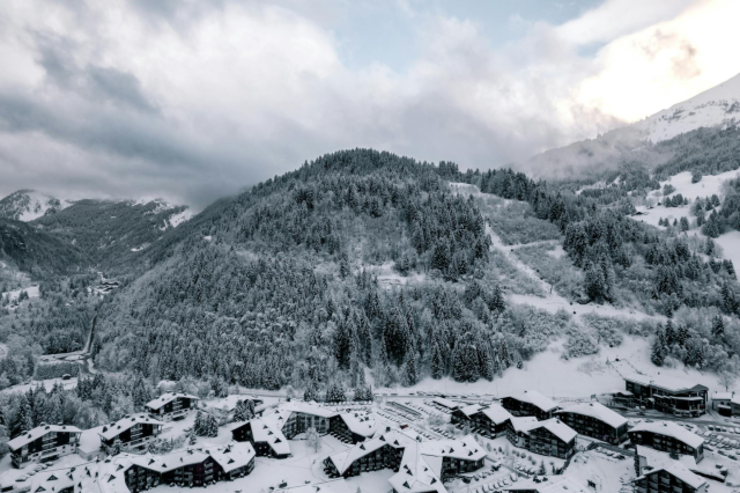 Les plus beaux villages des Alpes françaises à découvrir en hiver